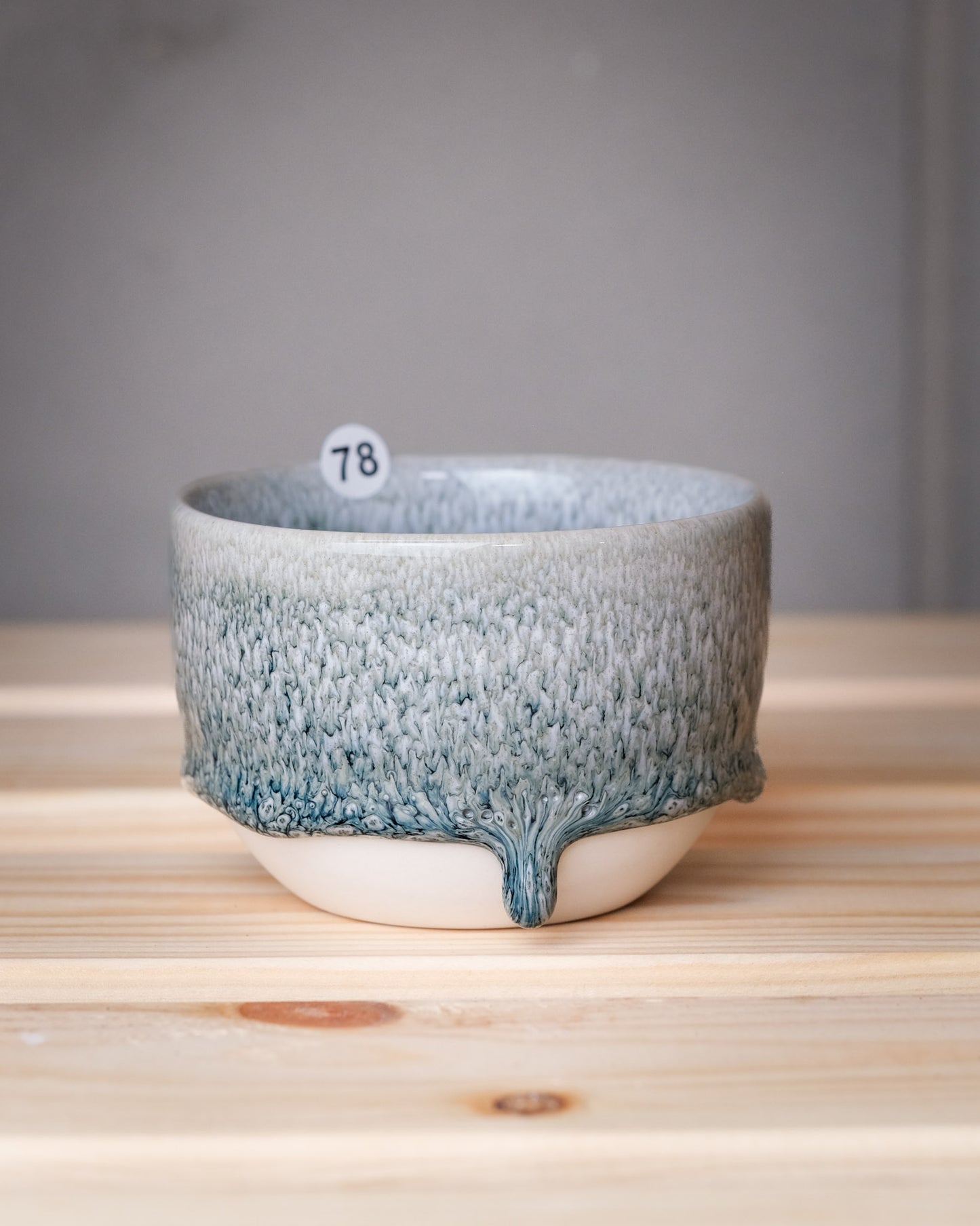 078. Porcelain cup 140-170ml, shallow, a specific piece