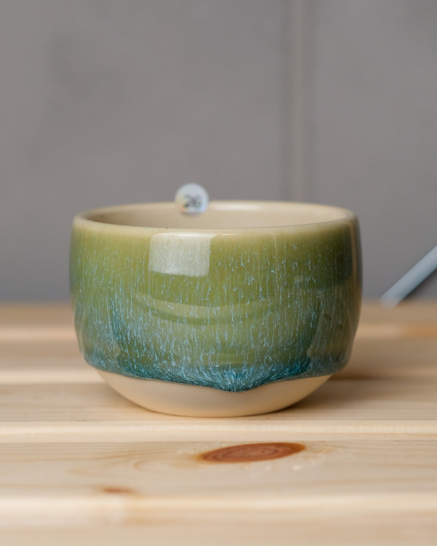 026. 160-200 ml cup, thrown, a specific piece