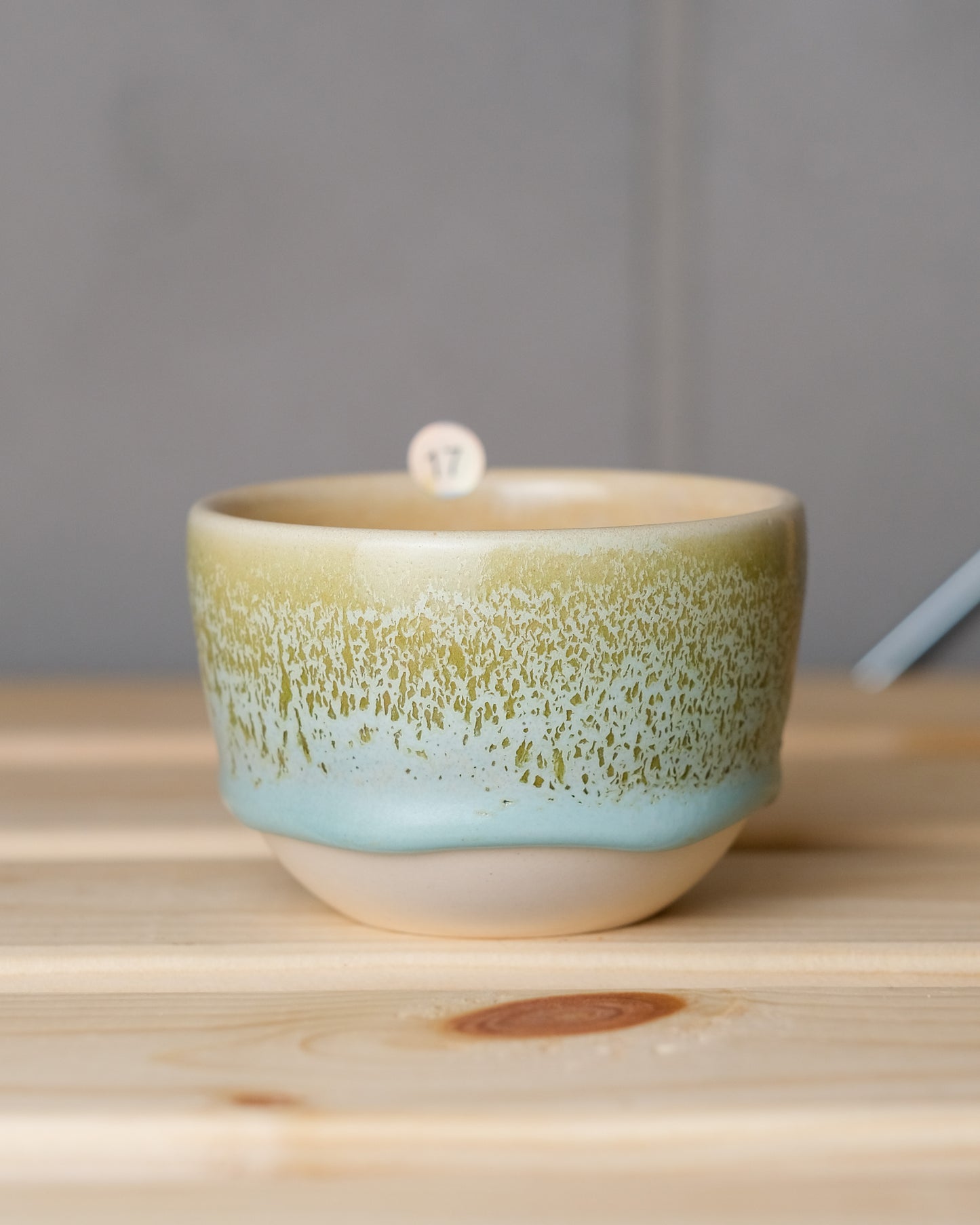 017. 160-200 ml cup, thrown, a specific piece