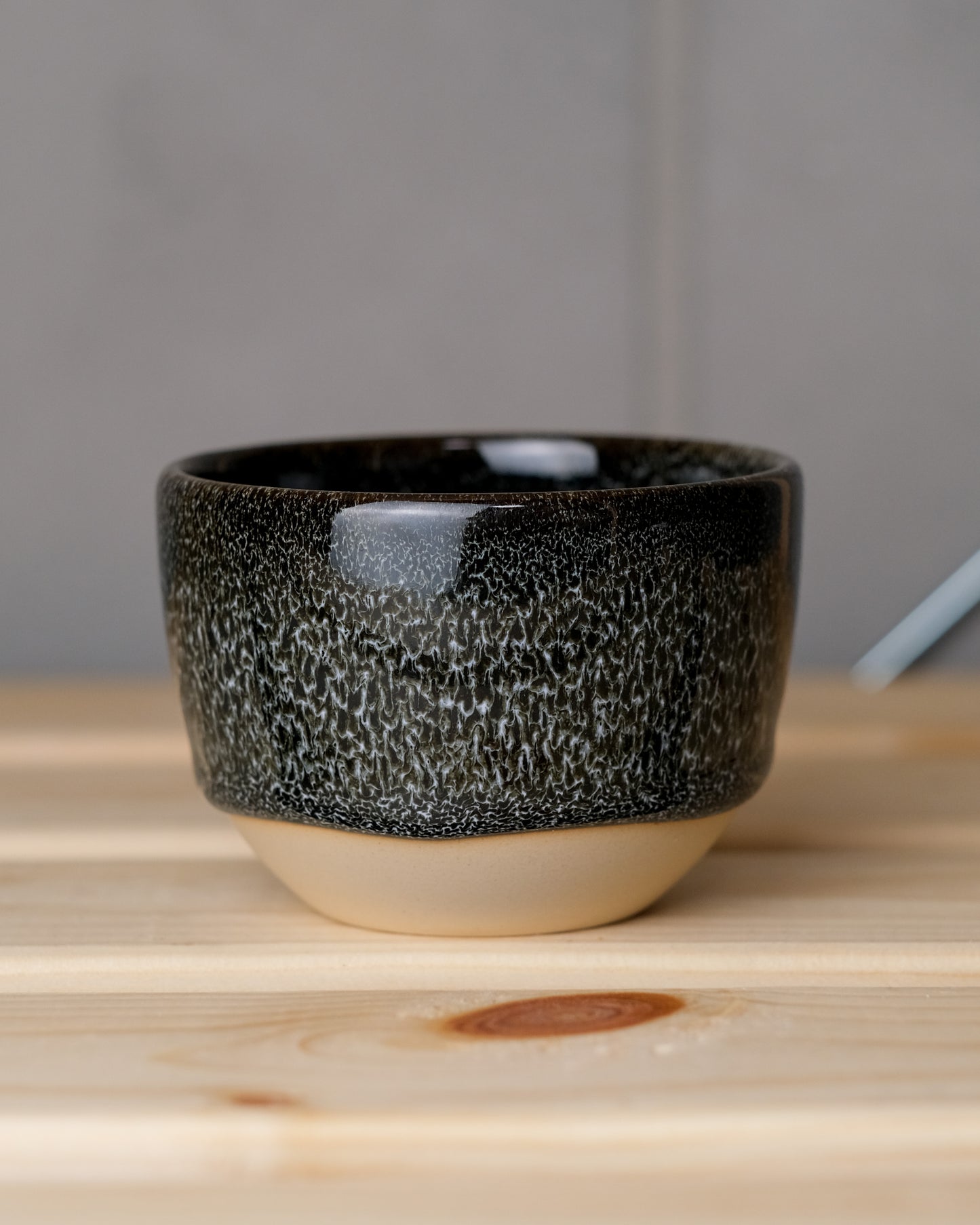 091. Cappuccino cup 200ml V2, slipcasted, black and white, light clay
