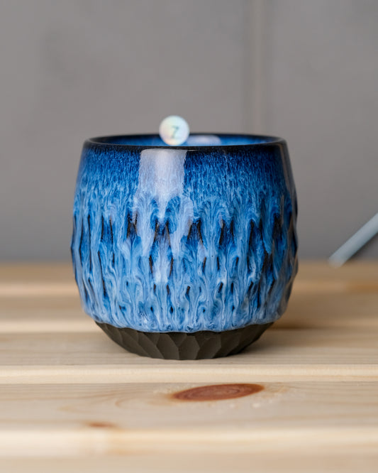 007. Carved cup 240ml, a specific piece