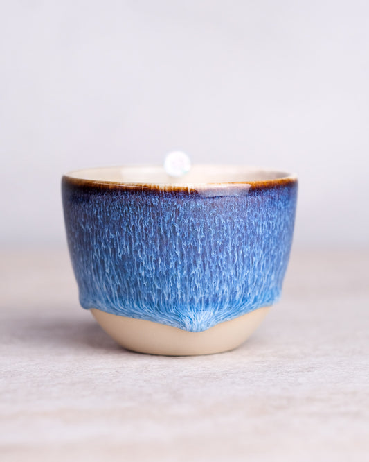 011. Pohár na cappuccino 200ml, liaty metódou V2, tmavá hlina