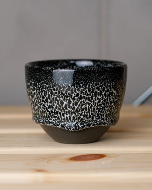 109. Cappuccino cup 200ml, black and white, black clay
