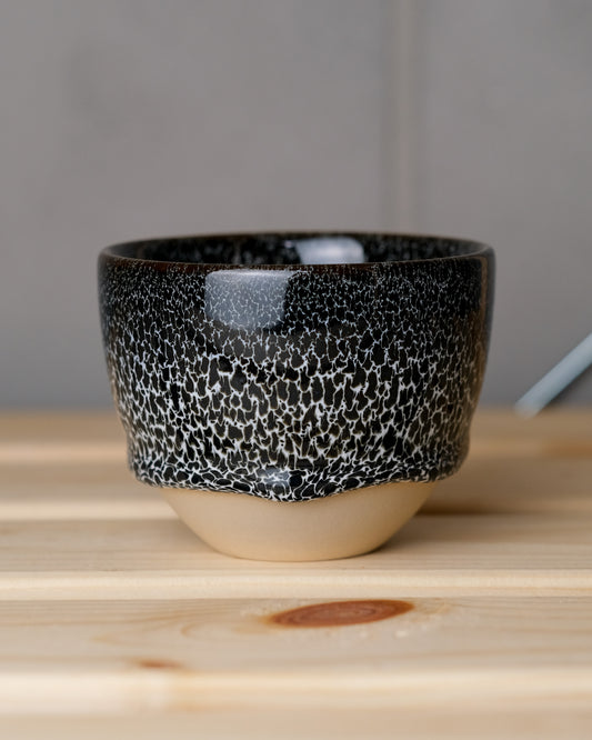 108. Cappuccino cup 200ml, black and white, light clay