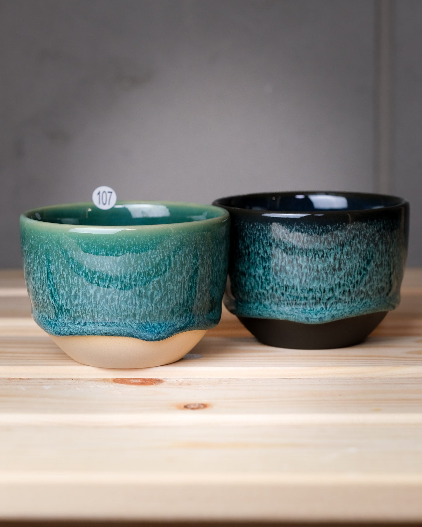 107. Pair of cappuccino V2 cups 200ml, slipcasted