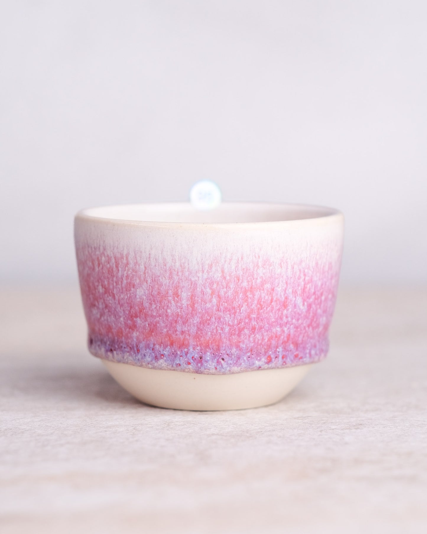 095. 160-180 ml cup, thrown, specific piece