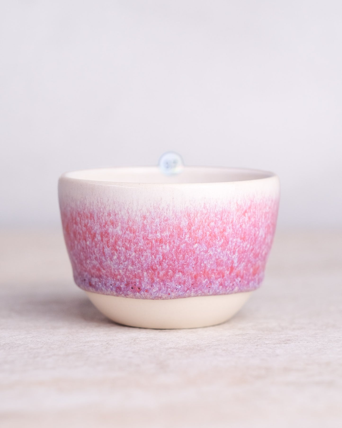 097. 160-180 ml cup, thrown, specific piece