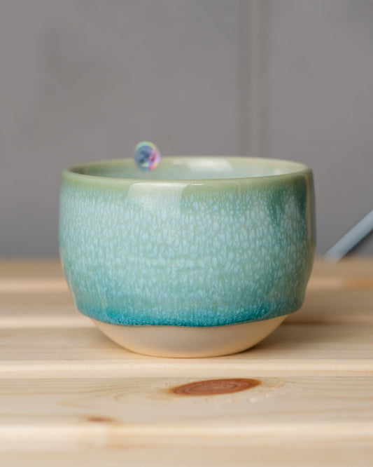 029. 160-200 ml cup, thrown, a specific piece
