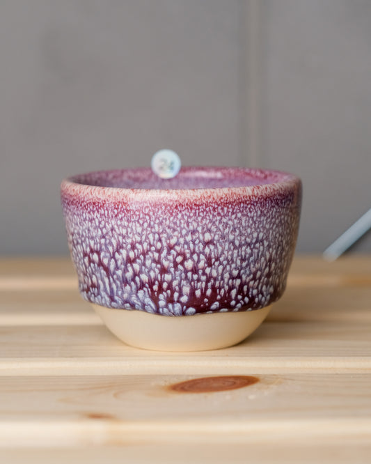 024. 160-200 ml cup, thrown, a specific piece