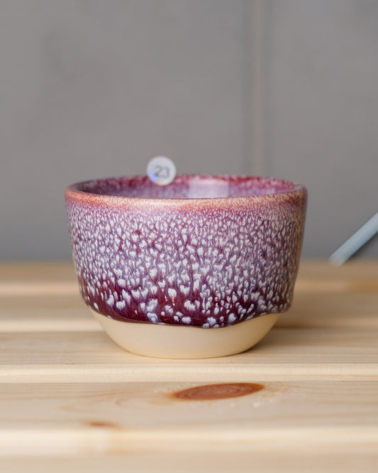 023. 160-200 ml cup, thrown, a specific piece