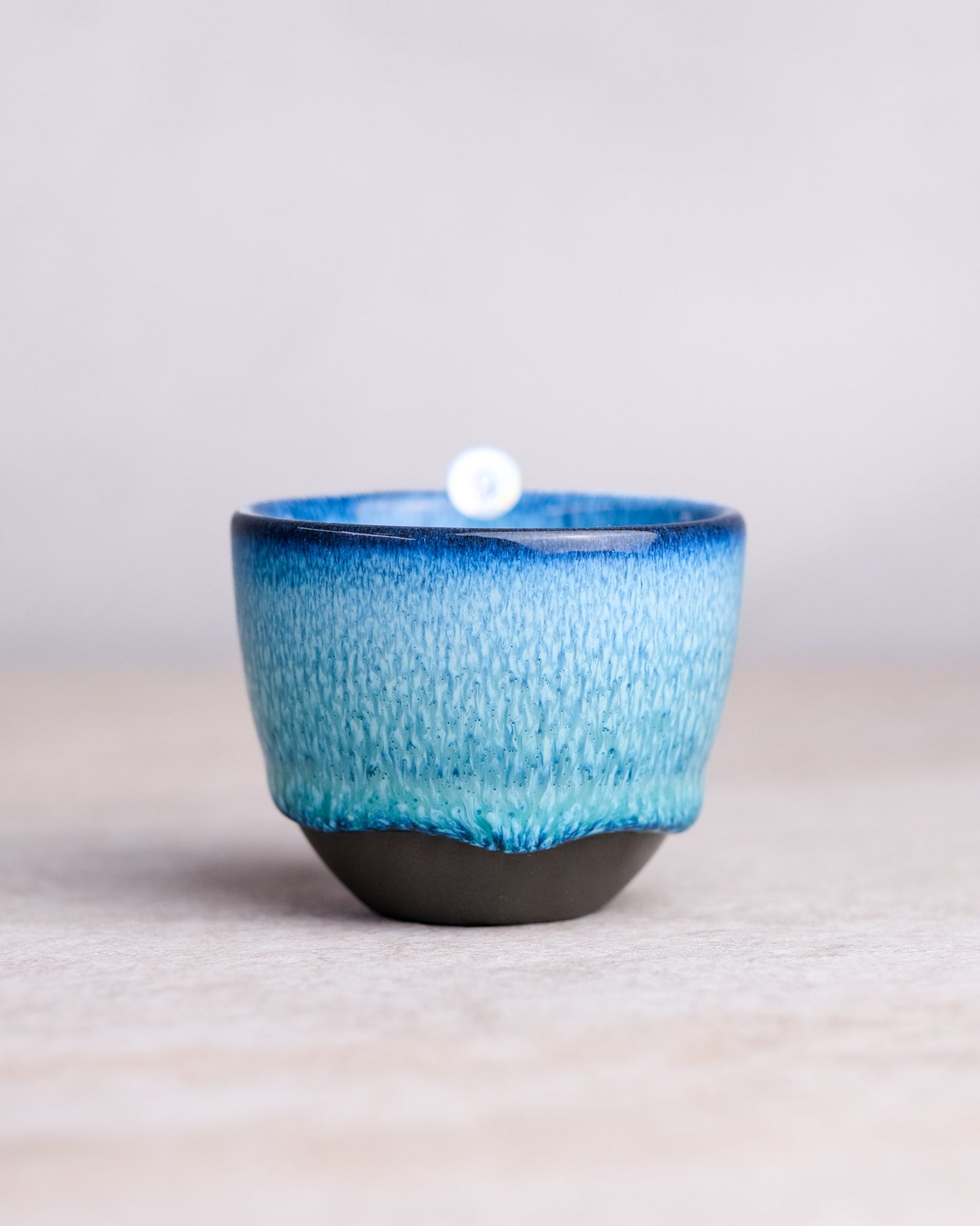 009. Espresso cup 100ml, slipcasted